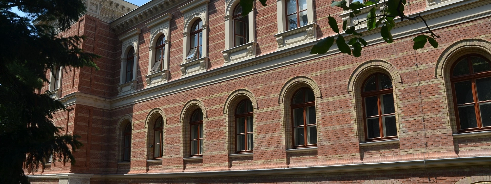 Universitätssternwarte Wien KWI Engineers GmbH